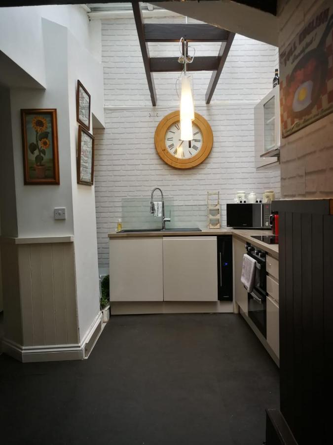 Three Sisters Cottage ทอร์คิ ภายนอก รูปภาพ